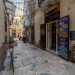 Lultimo locale vero si trova nella zona pi vera di Bari Vecchia, quella pi periferica e meno turistica, che circonda i ruderi della chiesa di Santa Maria del Buonconsiglio. L dove nella stretta via Martinez si trova Da Zazz